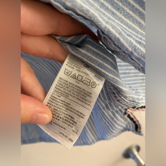 Men’s Banana Republic Camden Fit button down size S - Picture 2 of 5